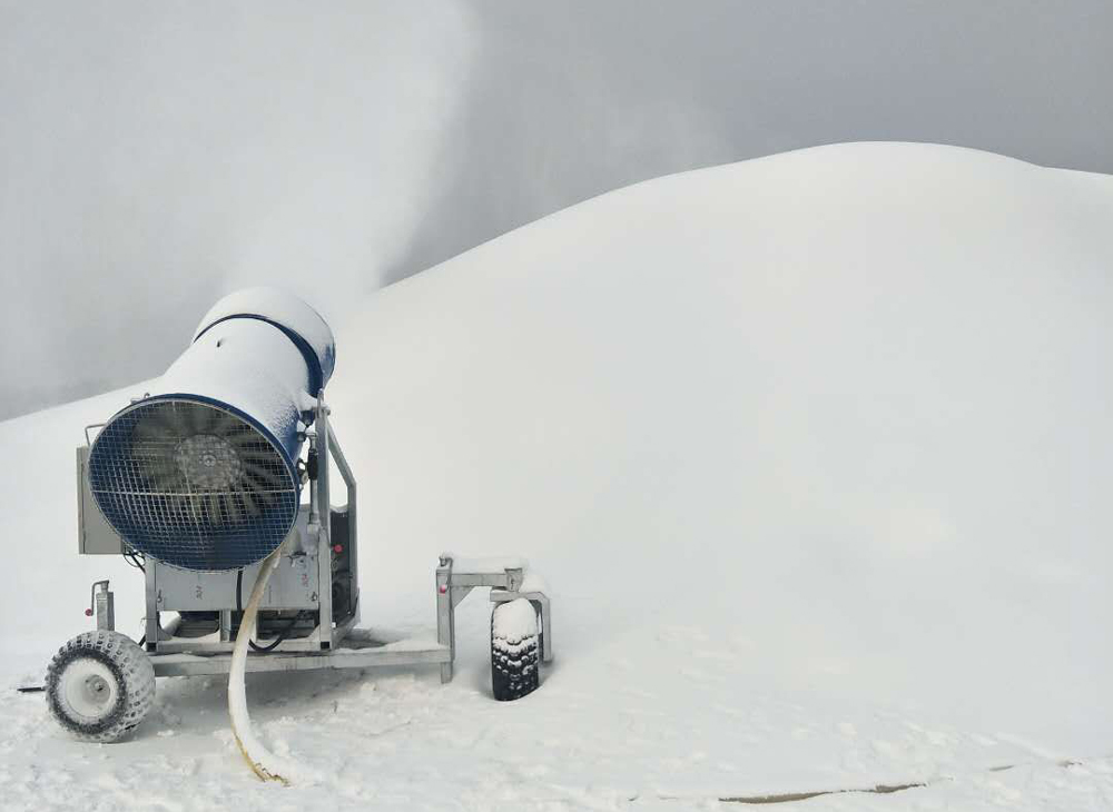 噴雪照片 噴雪照片